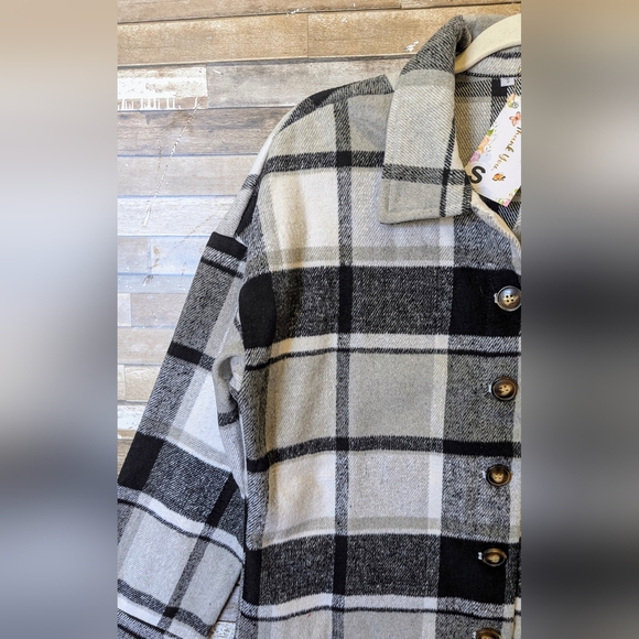 NWT Black Gray Plaid Flannel Shacket W Button Down - Picture 3 of 16